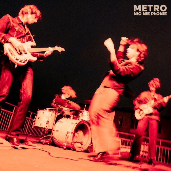Metro zapowiada debiutancki album